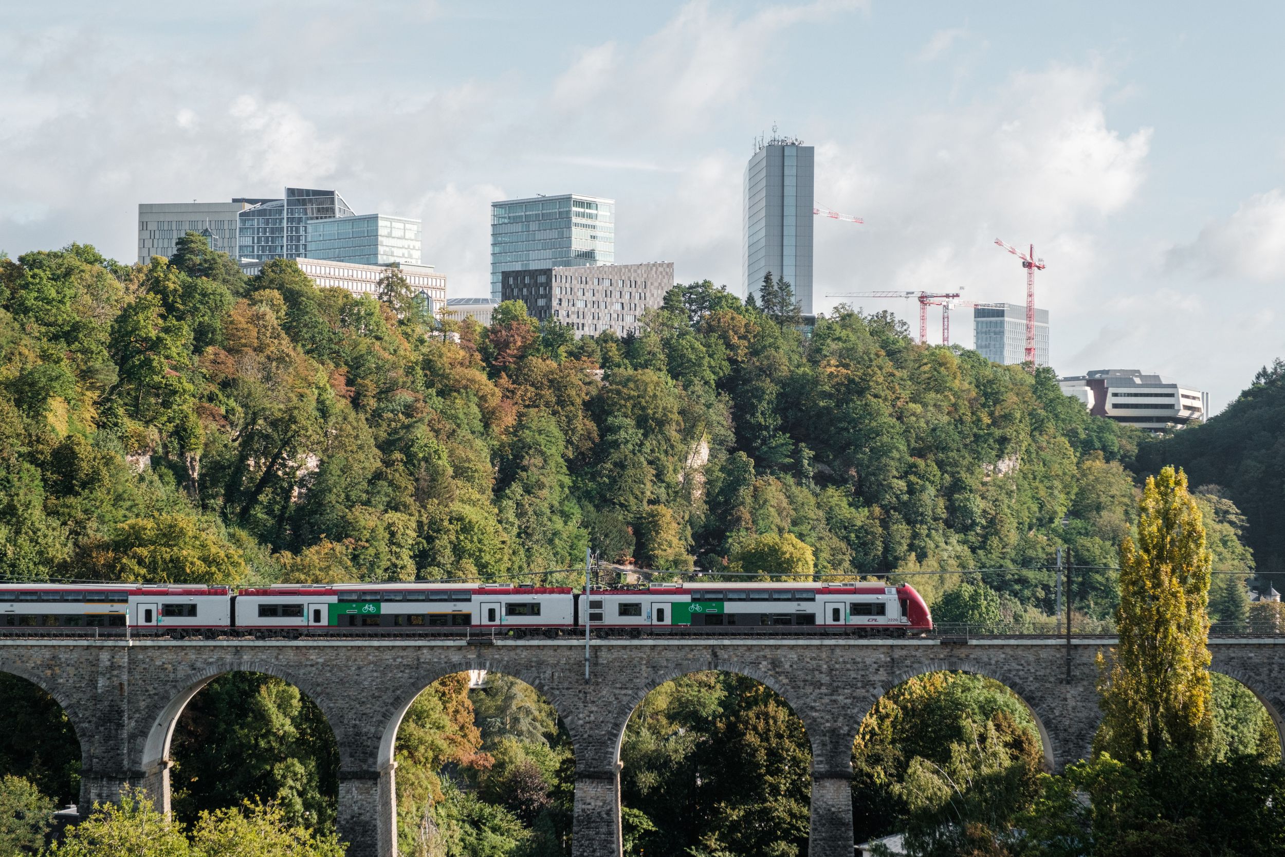 Vallée de l'Alzette, Kirchberg, pont ferroviaire